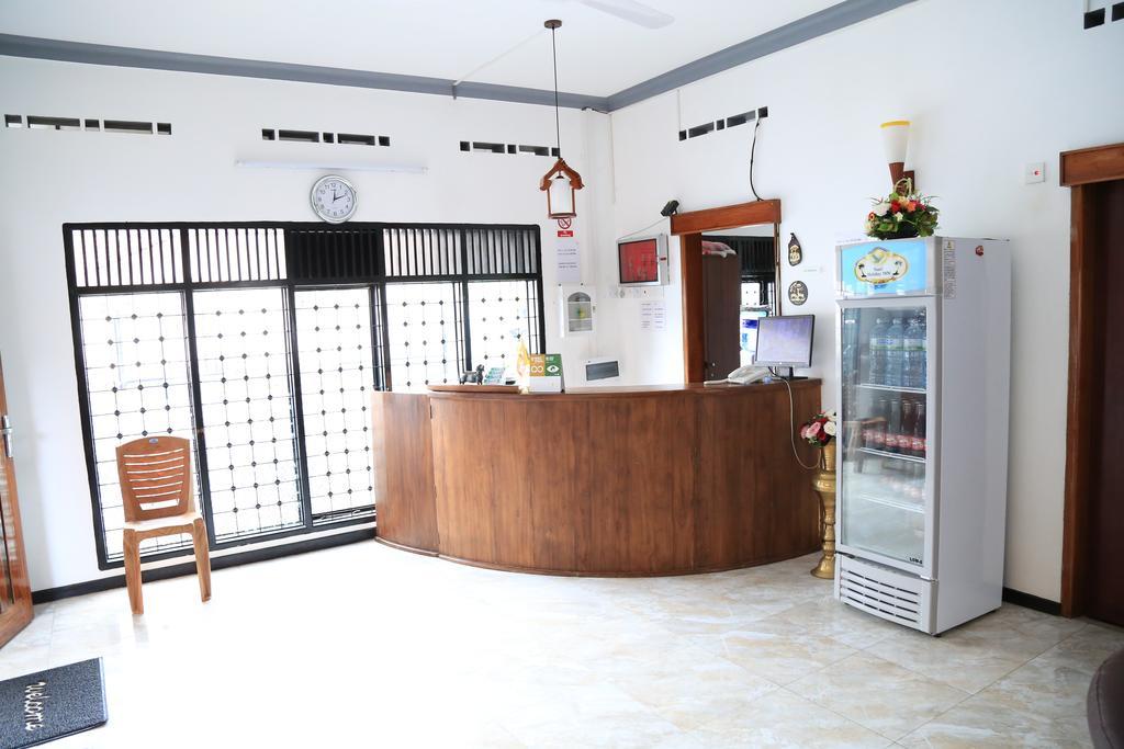 Yaarl Holiday Inn Jaffna Dış mekan fotoğraf