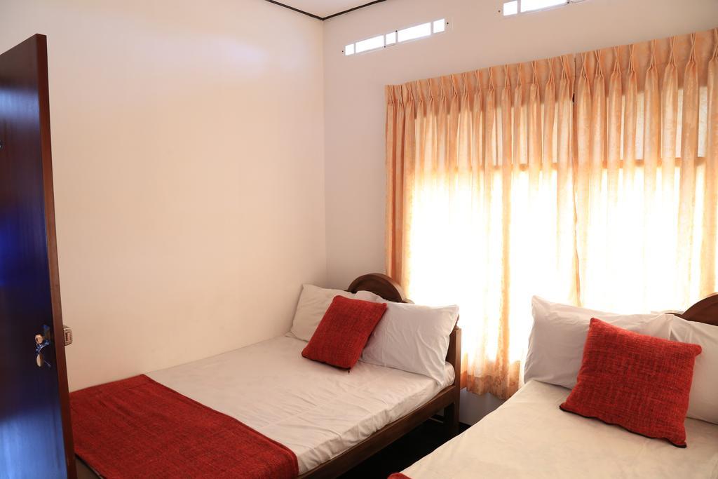 Yaarl Holiday Inn Jaffna Dış mekan fotoğraf