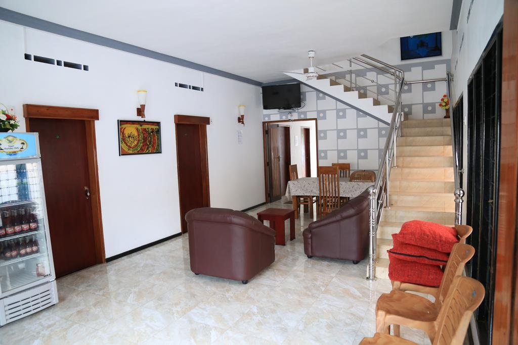 Yaarl Holiday Inn Jaffna Dış mekan fotoğraf