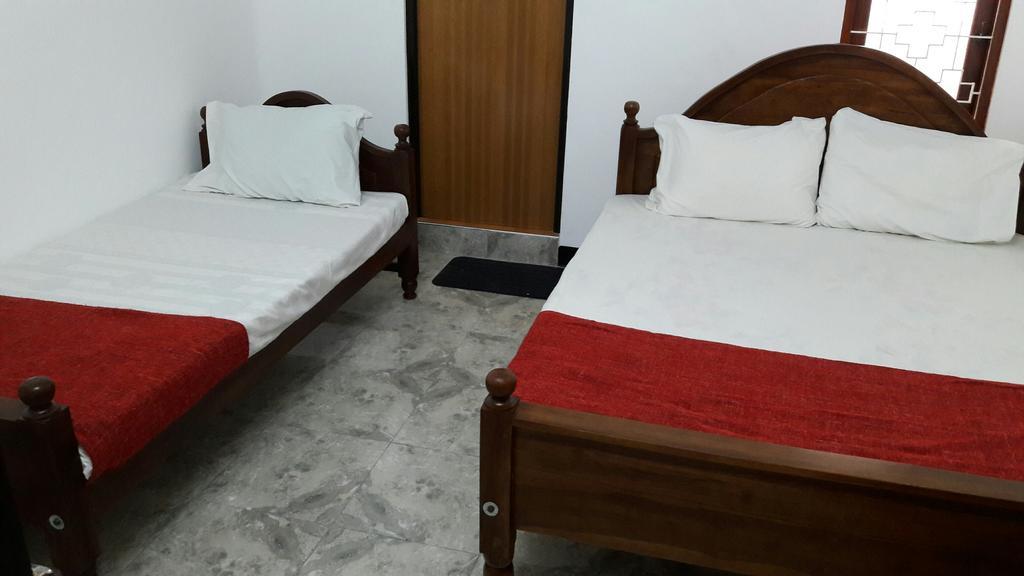 Yaarl Holiday Inn Jaffna Dış mekan fotoğraf